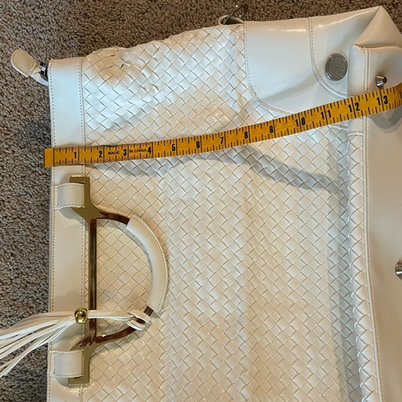 NEW Joy Mangano Drop Bag Tan Braided Faux Leather Oversize Carry On/Handbag. - Picture 6 of 12